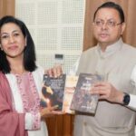 सीएम धामी से मिलीं साहित्यकार डॉ. योजना साह जैन, तीन