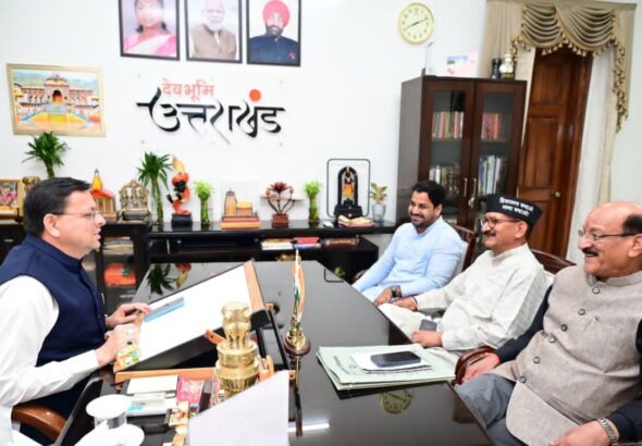 टिहरी में मेडिकल कॉलेज स्थापना पर मंथन, स्वास्थ्य सेवाओं को