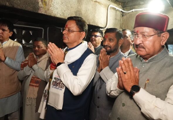 मुख्यमंत्री धामी ने आदिबद्री मंदिर में की पूजा-अर्चना…